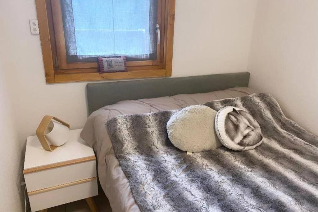 Appartement De Charme Dans Residence Avec Piscine La Joue Du Loup Saint-Étienne-en-Dévoluy Exteriör bild