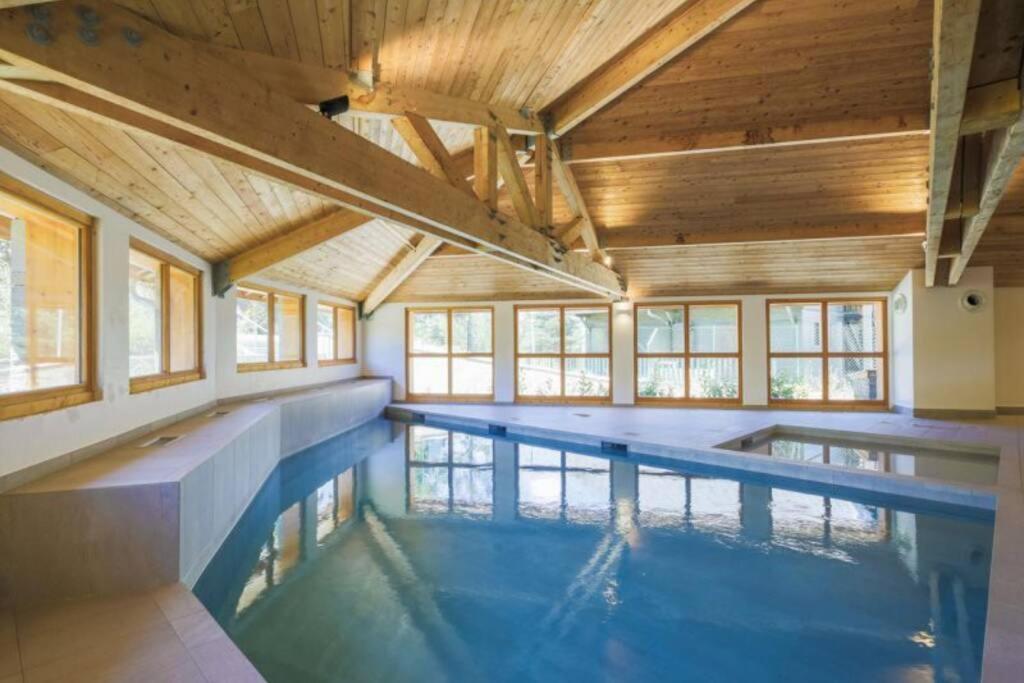 Appartement De Charme Dans Residence Avec Piscine La Joue Du Loup Saint-Étienne-en-Dévoluy Exteriör bild